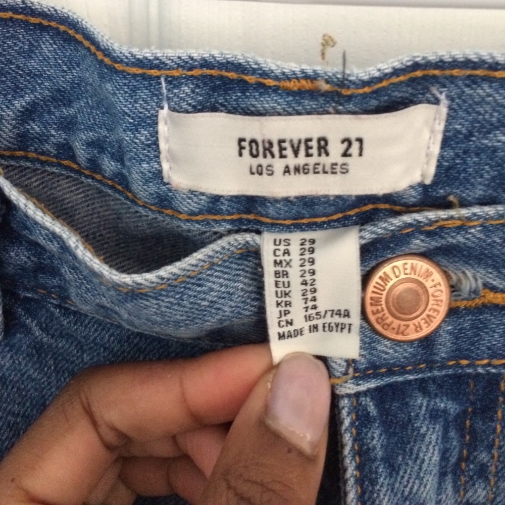 Forever 21 Distressed Jeans - Picture 3 of 3